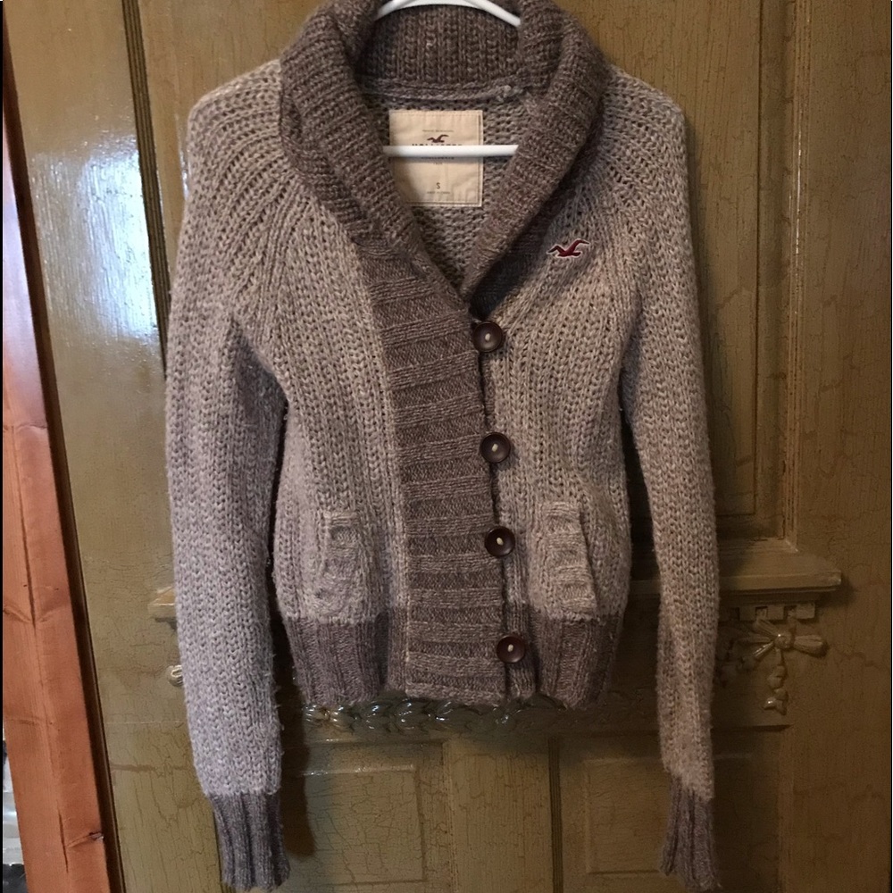 Hollister cardigan